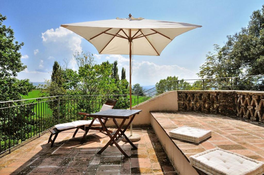 Villa Collepere Country House Мателика Экстерьер фото