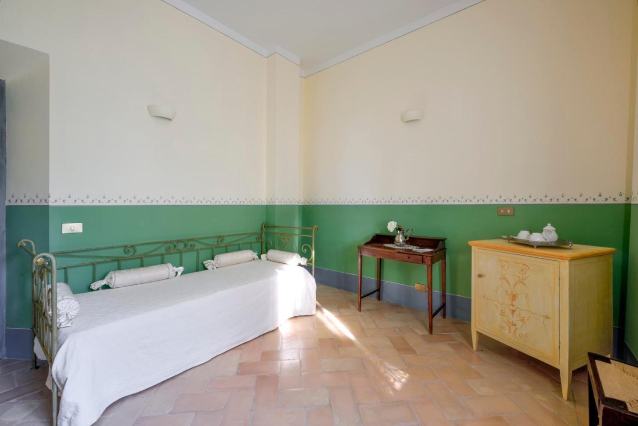 Villa Collepere Country House Мателика Экстерьер фото